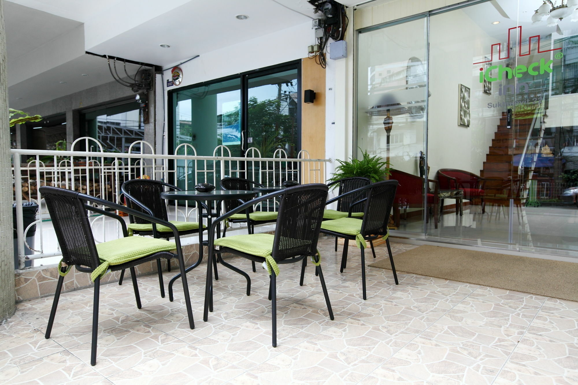 Icheck Inn Sukhumvit 22 Bangkok Eksteriør billede